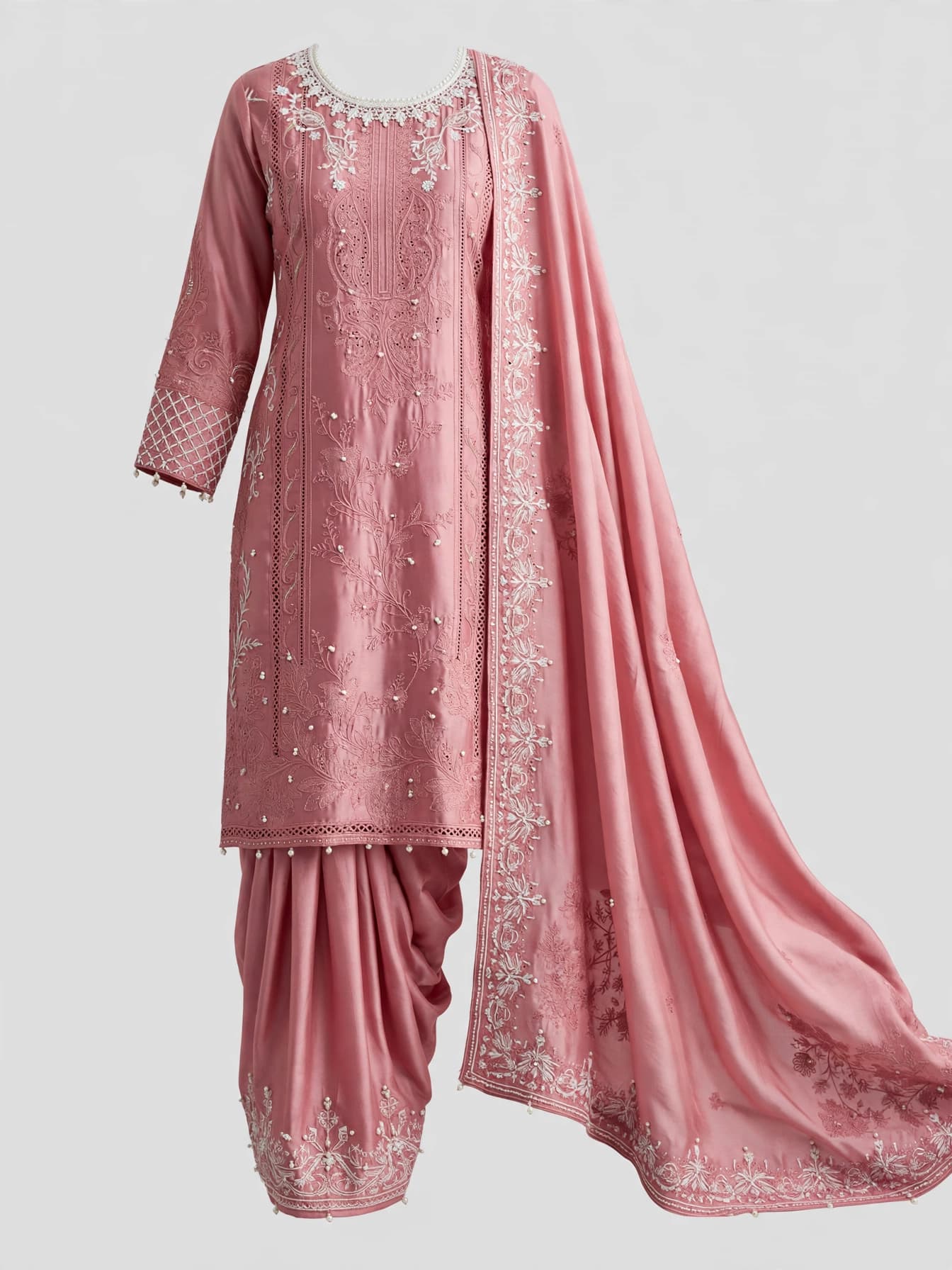 Fascinating Dilkash Salwar Suits